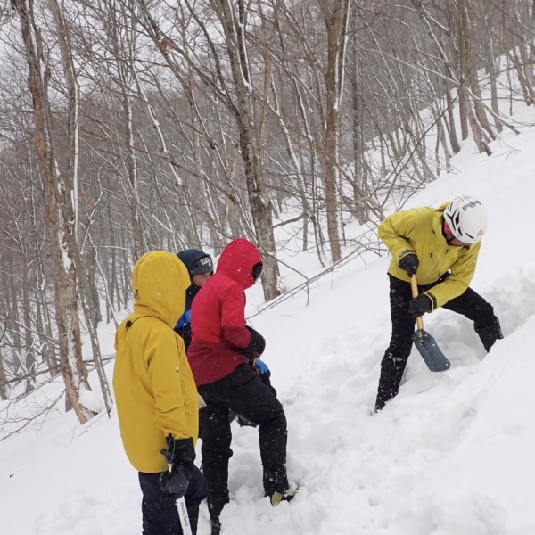 【スキルアップを目指す！】雪山訓練in谷川岳