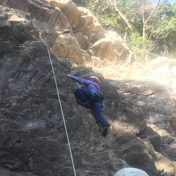 クライミング講習会　基礎編ステップ１「登山に役立つ岩登り」阿寺の岩場