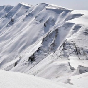 冬の守門岳　東洋一の大雪庇を見に行こう！