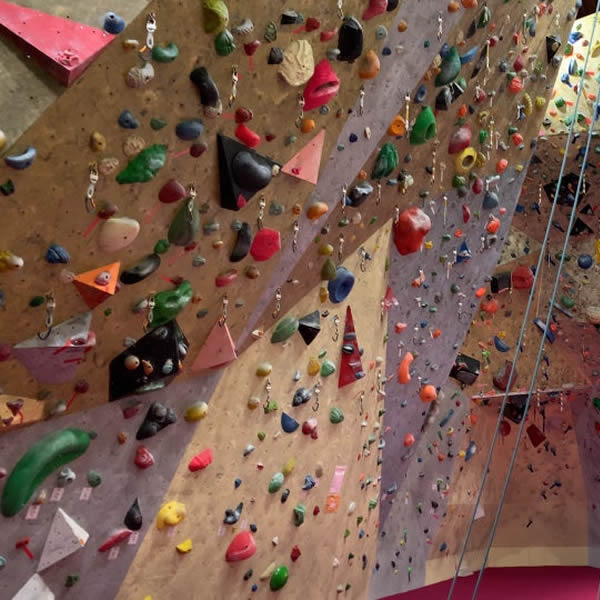 ビギナーのためのインドアクライミング プラス in ROCKLANDS（4回セット）