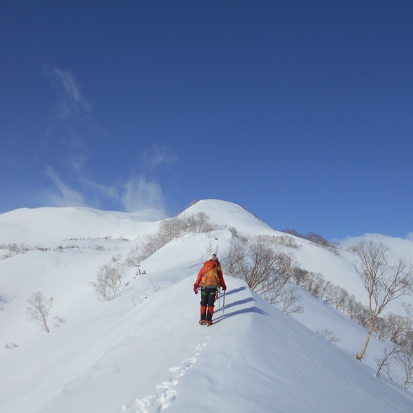 北アルプス　厳冬期の唐松岳を登ろう
