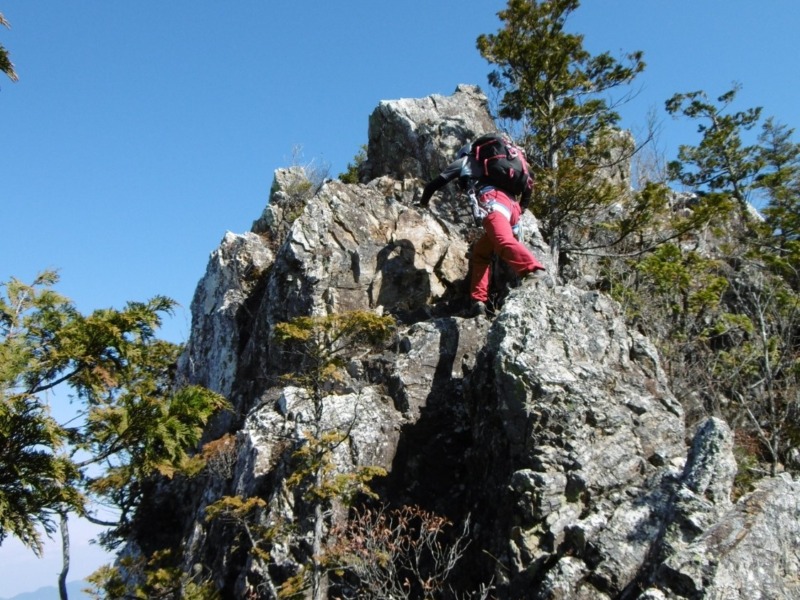 両神山　赤岩尾根　薮岩グレードハイキング