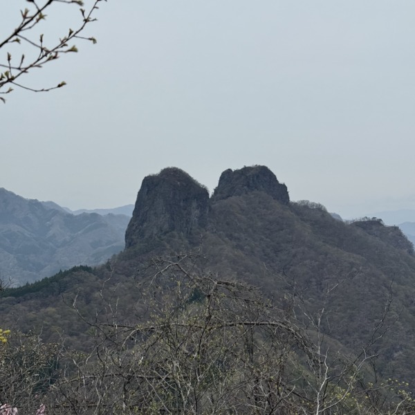 西上州・四ッ又山～鹿岳と黒滝山