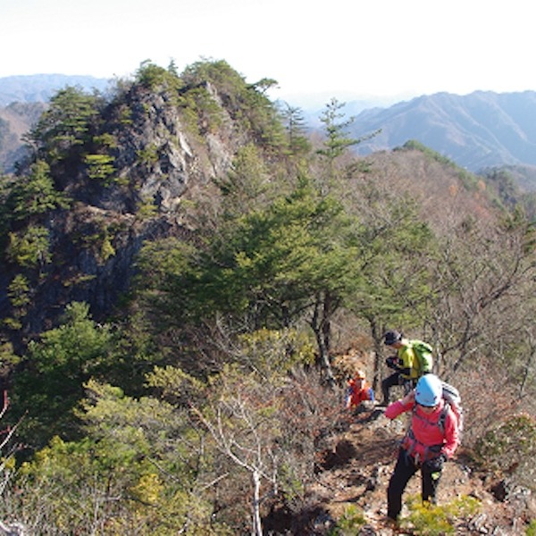 マムシ岳　錦秋のハイグレード・ハイキング
