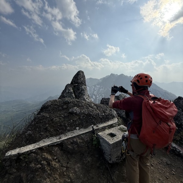 戸隠山(西岳 P1尾根)　破線ルートを周回