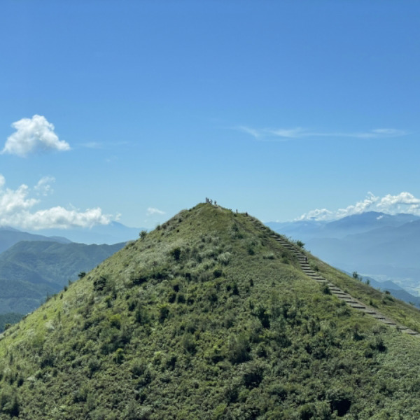Step 1　八ヶ岳の大展望を望む　飯盛山（めしもりやま）