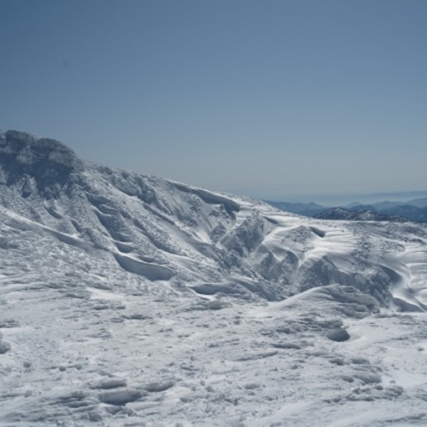 山形蔵王　樹氷と氷瀑を巡る（初日はゲレンデスキーを楽しむ雪山三昧）