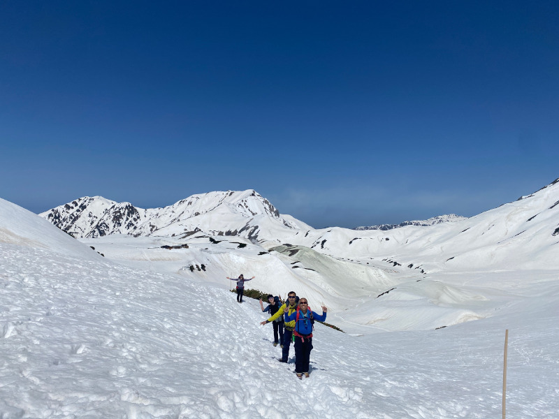 【プライベートガイド企画】立山　残雪の立山周遊