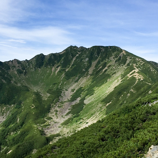 南アルプスの女王　仙丈ケ岳